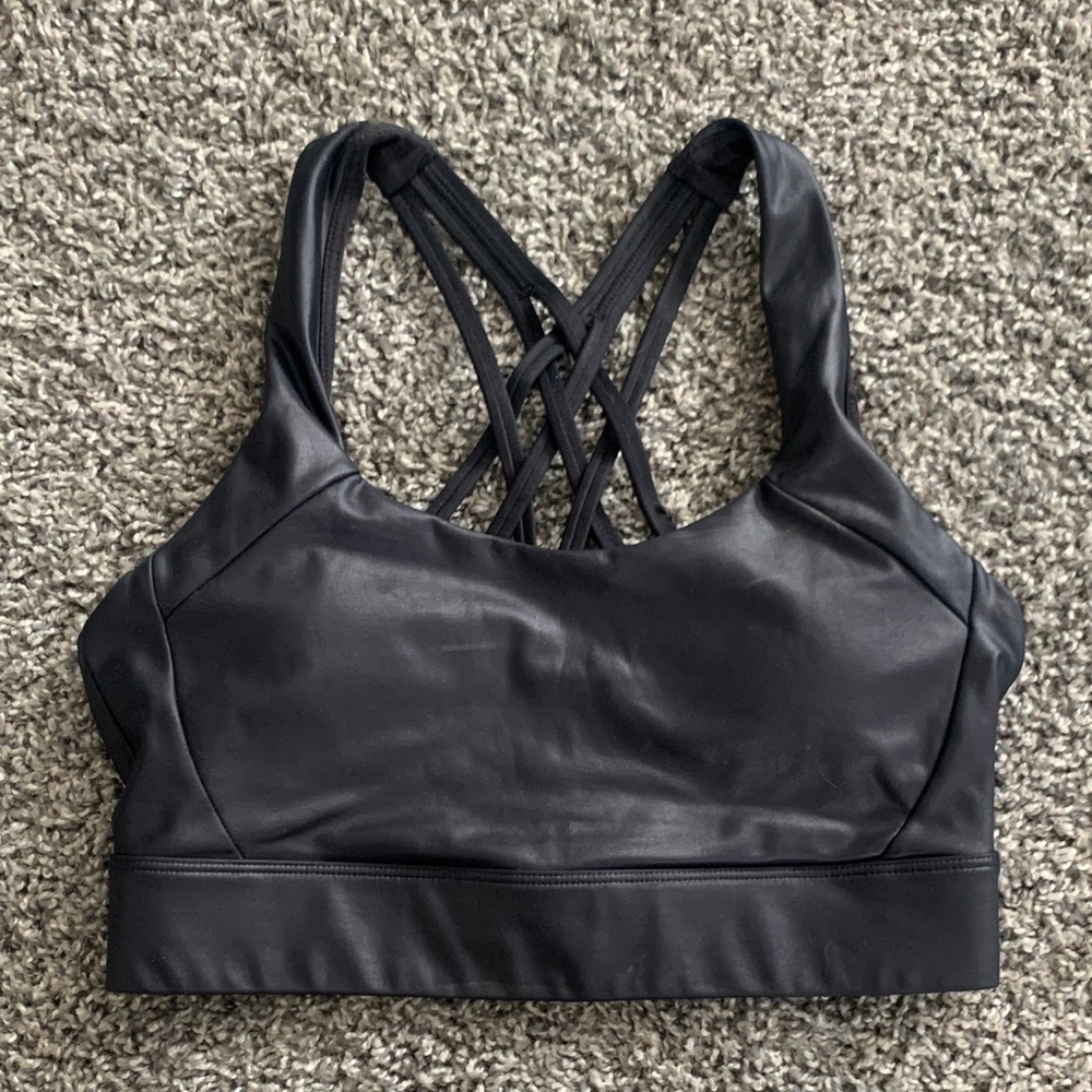 Sleek Black Strappy Sports Bra